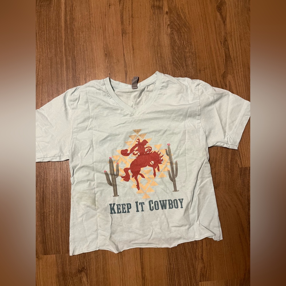Graphic tee